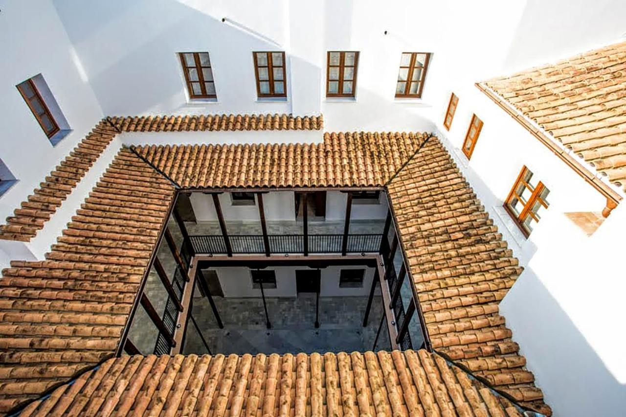 Palacio Del Siglo XVII Frente A Los Jardines De Murillo Севилья Экстерьер фото